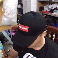 Nón mũ lưỡi trai Supreme
