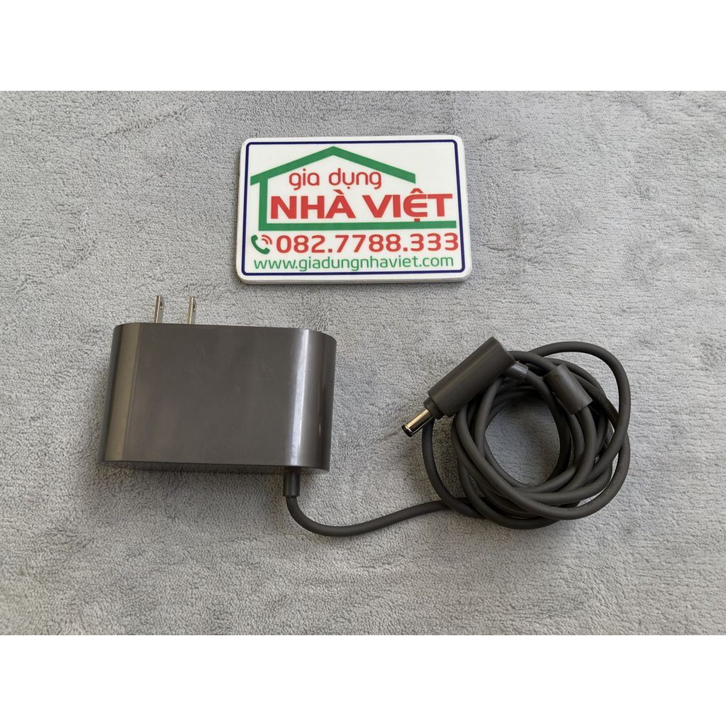 Sạc pin máy hút bụi Dyson V8 V7 V6 DC62