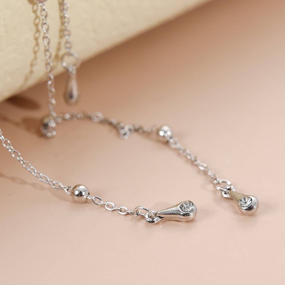 Bông Tai Dạng Kẹp Hình Bướm Màu Bạc Dễ Thương Thời Trang Hàn Quốc Cho Nữ