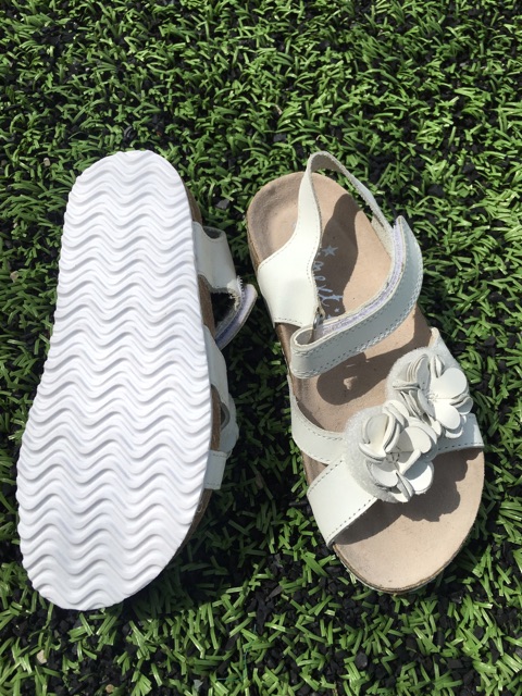 Next hàng hãng cho bé