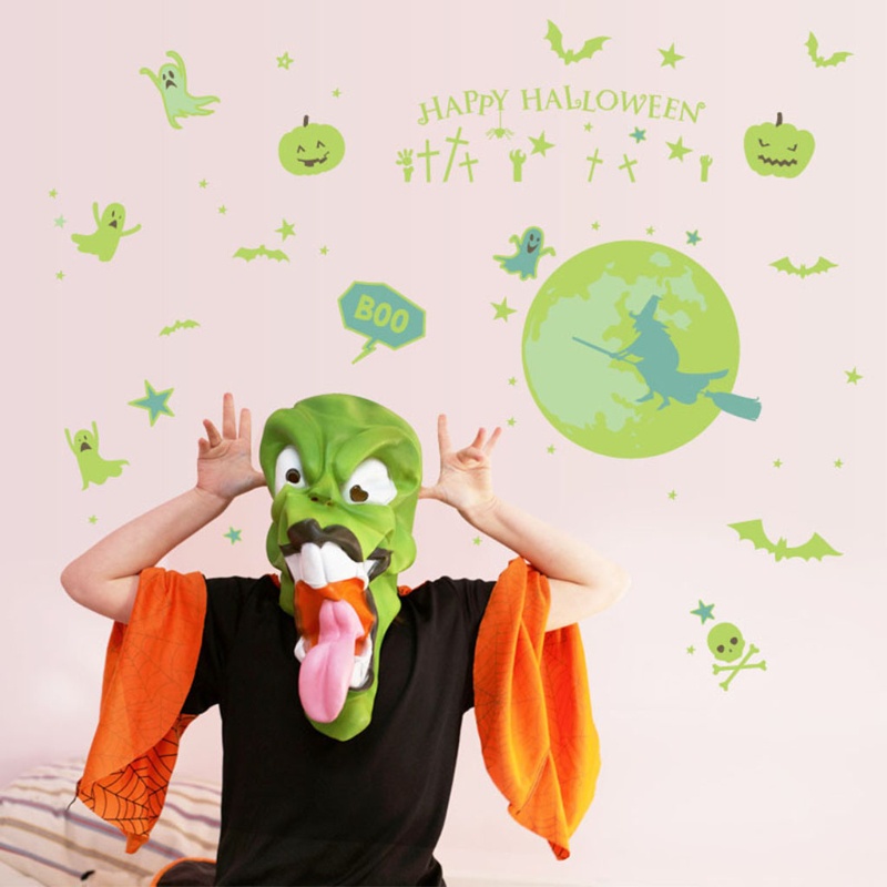 Miếng Dán Trang Trí Cửa Sổ Họa Tiết Đầu Lâu Dạ Quang Độc Đáo