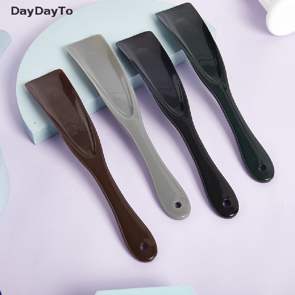 Daydo 1 Dụng Cụ Hỗ Trợ Mang Giày Lười Bằng Nhựa Cán Dài