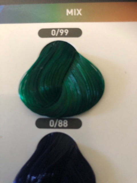 Nhuộm tóc rewell màu xanh lá cây 0/99 tặng kèm oxy trợ nhuộm và bao tay