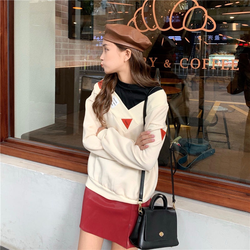Áo Khoác Hoodie Dáng Rộng Ngắn Vải Lông Cừu Dày Dặn Phong Cách Chic Hồng Kông Cổ Điển Thời Trang Mùa Đông Cho Nữ