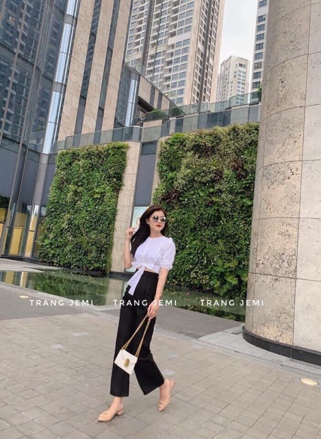 Set Áo Trắng Tay Phồng Quần Đen Ống Rộng
