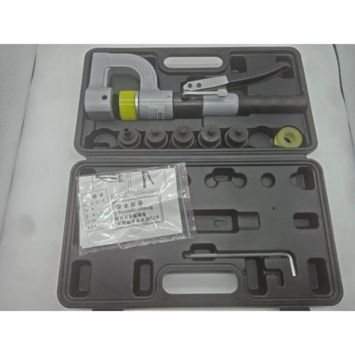 Máy đột dập đục lỗ sắt tấm máng cáp thủy lực Sức Mạnh 5 Tấn cầm tay SYD-32 dày 2MM kèm 4 khuôn đột