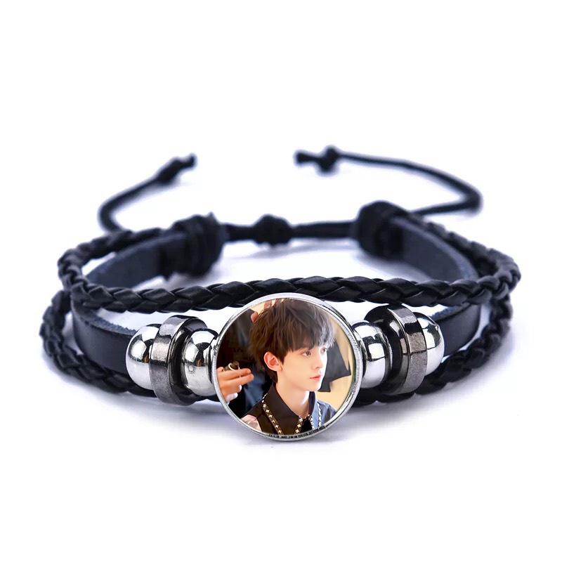 Vòng tay da lộn IN HÌNH Tả Hàng Gia tộc TF idol thần tượng cpop phụ kiện thời trang xinh xắn mẫu ngẫu nhiên