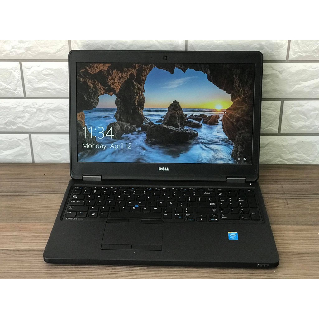 (Siêu Phẩm Doanh Nhân Mỹ-Siêu Bền) Laptop Dell Latitude E5550 i5 5300U, 8Gb Ram, SSD 180GB (Tặng kèm Full phụ kiện)