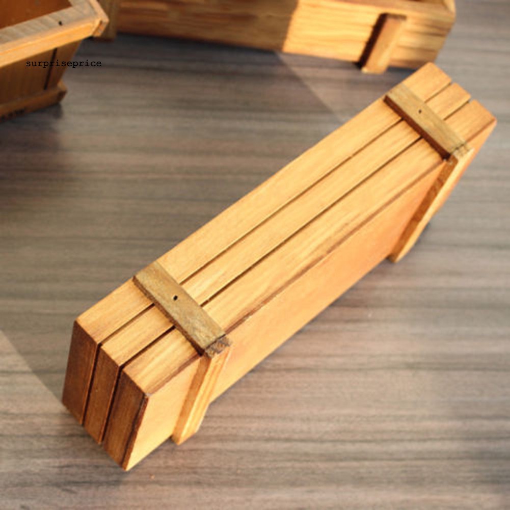 Khay gỗ hình chữ nhật trồng cây trang trí sân vườn