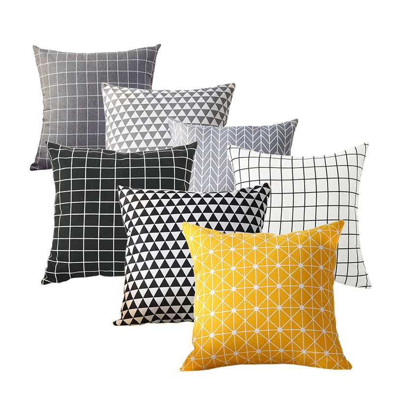 Áo gối in họa tiết hình học 4 size bằng vải polyester