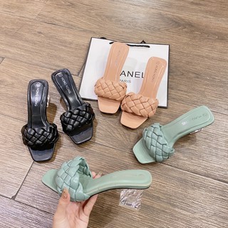 Guốc gót vuông quai đan bím - Siêu sang