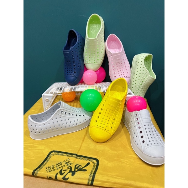 Giày xuất dư cho cả gia đình