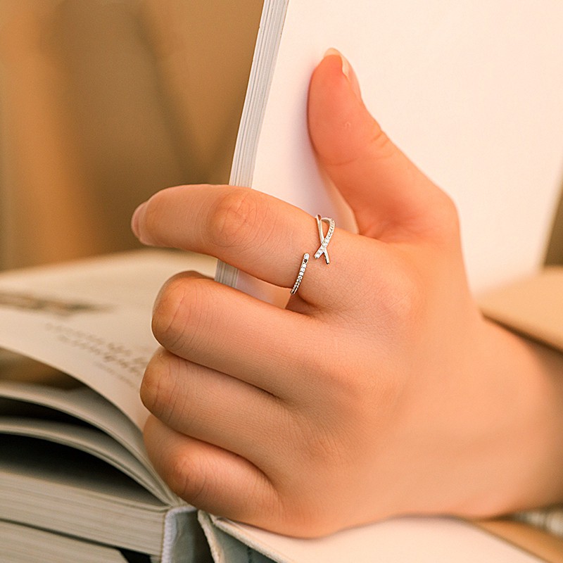 Nhẫn thiết kế đơn giản đính đá nhân tạo phong cách sang trọng dành cho nữ B0012