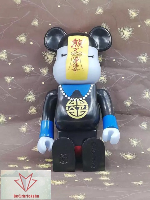 [ Ảnh tự chụp ] Bearbrick Cương Thi phát sáng bản 400%