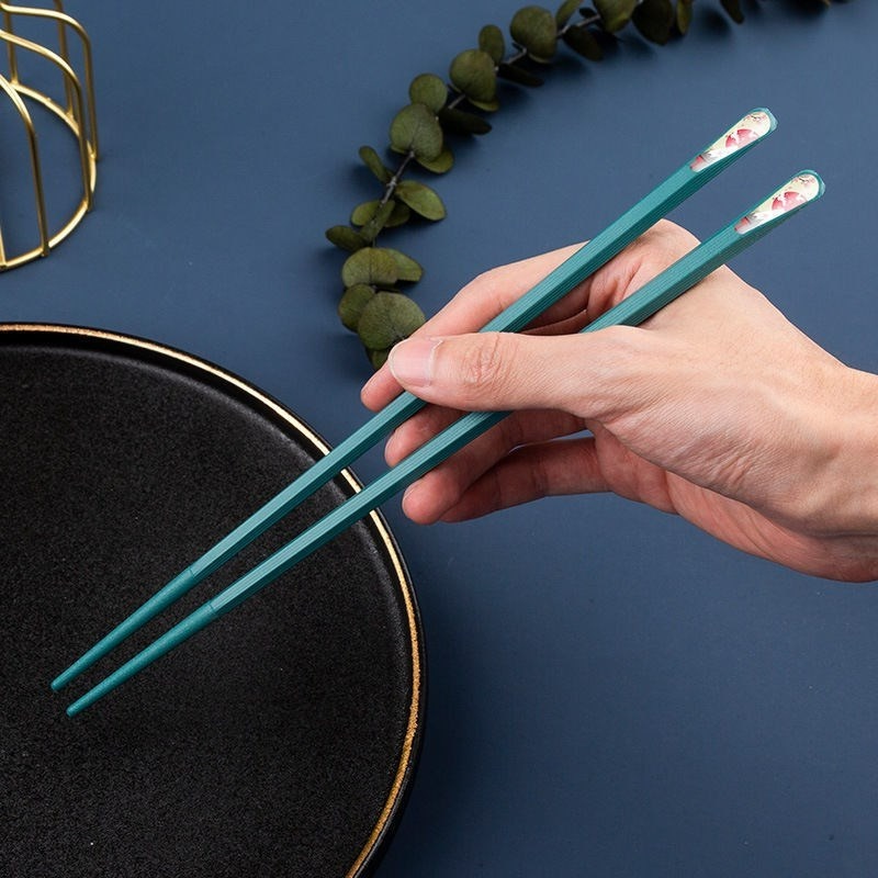 Đũa Nhựa Chống Trượt Chống Ẩm Phân Loại Sushi Tiện Dụng Cho Gia Đình
