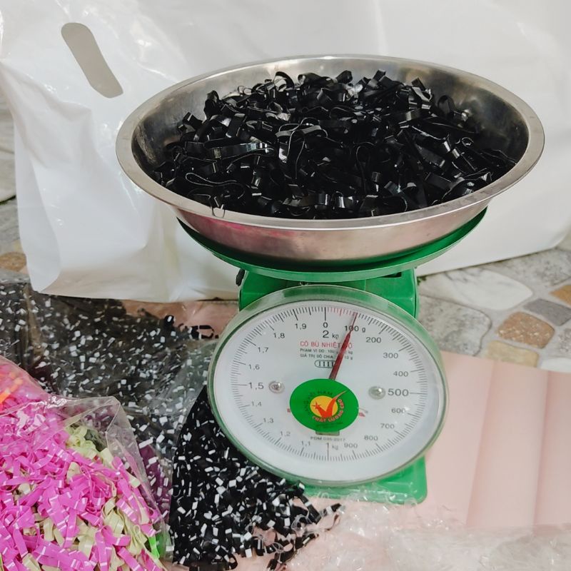 Thun cột tóc đen,nhiều màu,trong suốt