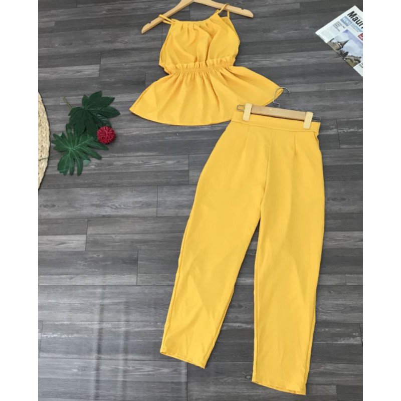 Bộ yếm dập ly