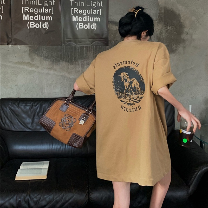 Áo Thun Ngắn Tay Dáng Rộng In Họa Tiết Đơn Giản Cá Tính Cho Nữ Mùa Hè