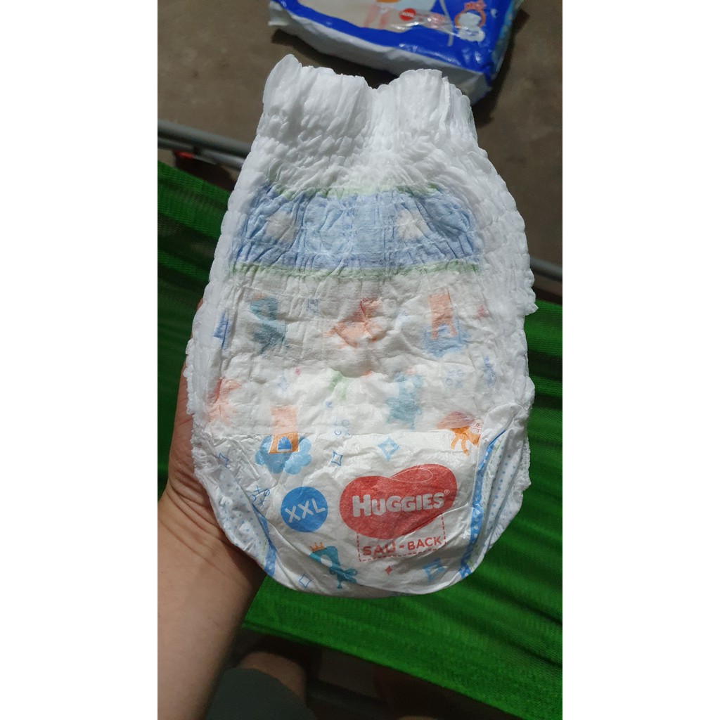 Tã quần Huggies Size XXL (gói còn 22 miếng cho bé từ 15 ~ 25kg)