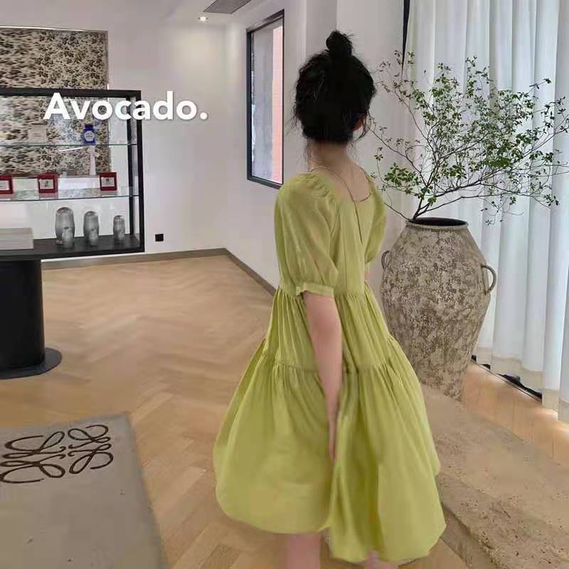 Đầm Dáng Chữ A Tay Phồng Chiết Eo Màu Xanh Bơ Dễ Thương | BigBuy360 - bigbuy360.vn