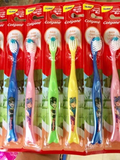 Bàn Chải Đánh Răng Colgate trẻ em