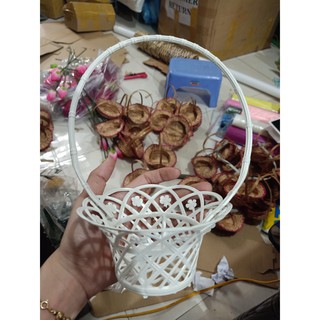 giỏ nhựa nhỏ cắm hoa