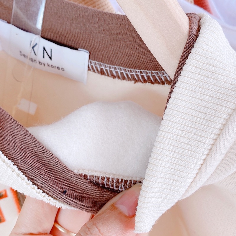 sweater essentials pha vạt | BigBuy360 - bigbuy360.vn