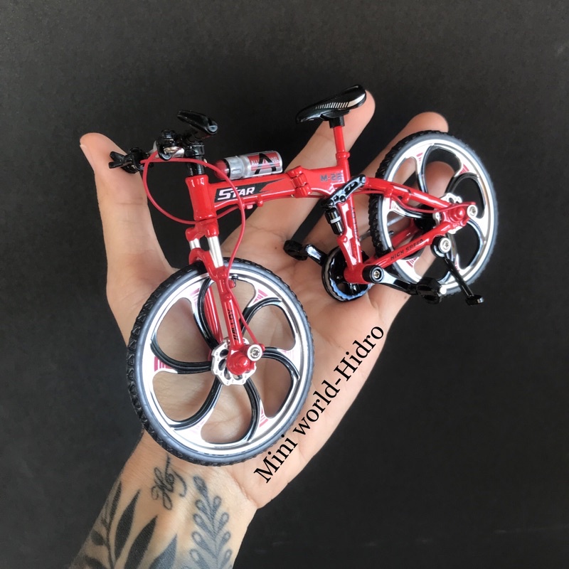 Mô hình xe đạp mini bằng sắt dùng cho búp bê BJD tỉ lệ 1/8, Baboliy