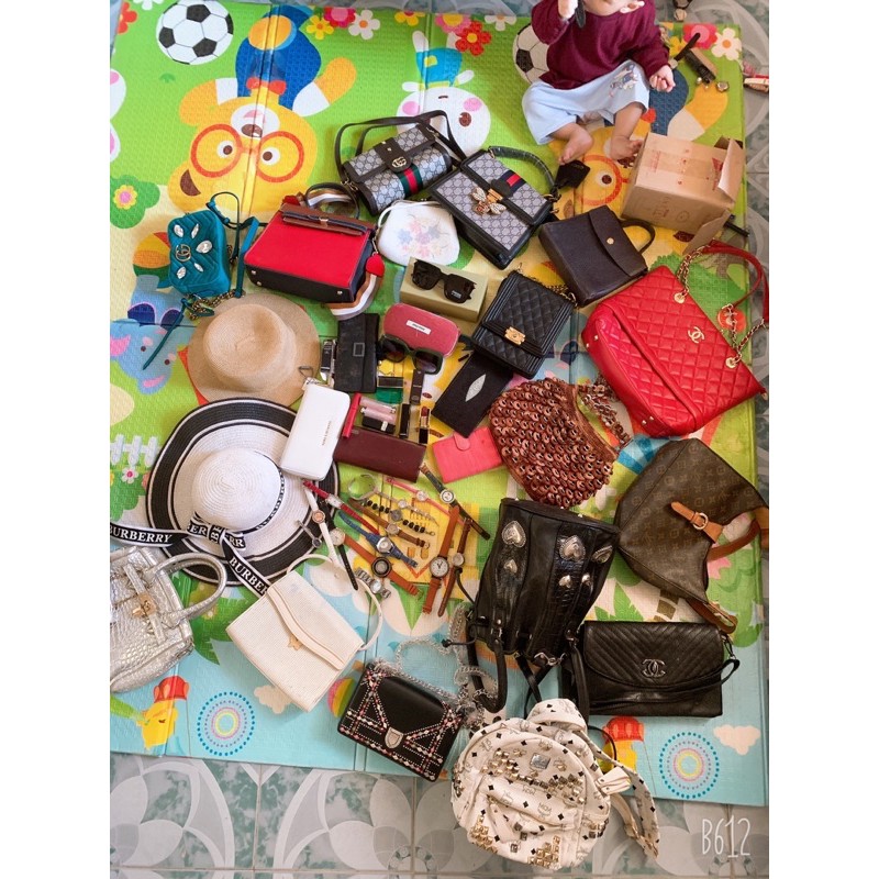 thanh lý túi và mỹ phẩm