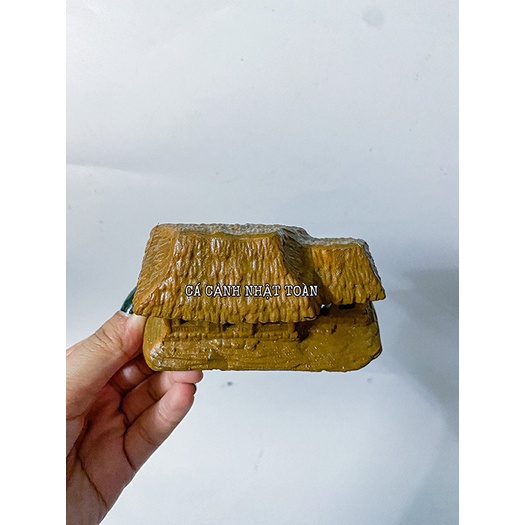 NHÀ LÁ NHỰA TRANG TRÍ HỒ CÁ NON BỘ DÀI 11X6X6CM