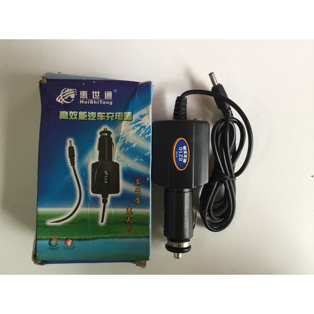 Tẩu Ô tô liền dây sạc nokia chân tròn to 8210/ 6610/7610...