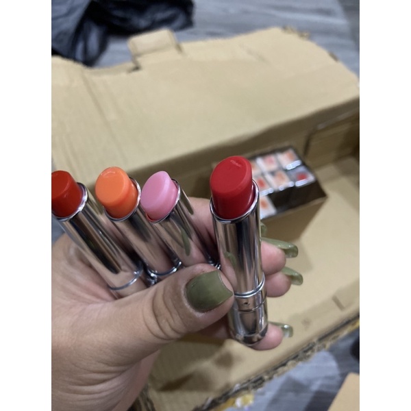 Thanh lí son dưỡng Dior chạm đầu các màu