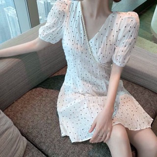 (Order) Váy trắng chấm bi thắt nơ gáy