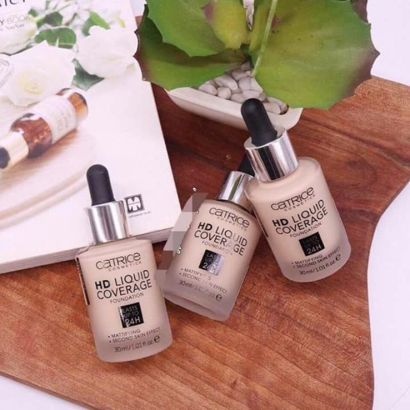 Kem nền kiềm dầu Catrice 24H Liquid Coverage Foundation có độ che phủ cực cao Tina Le Make Up