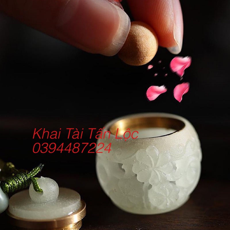 Dây treo xe hơi , điện thoại phát sáng lưu trữ hương mang tài Lộc , bình an