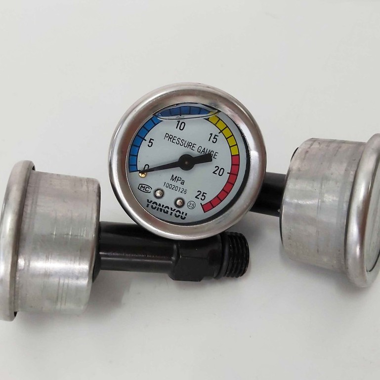 Đồng hồ đo áp lực nước máy xịt rửa xe, Máy rửa xe gia đình