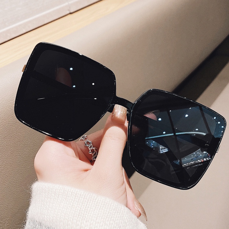 Kính mát vuông oversize chống tia UV400 thời trang cho nữ