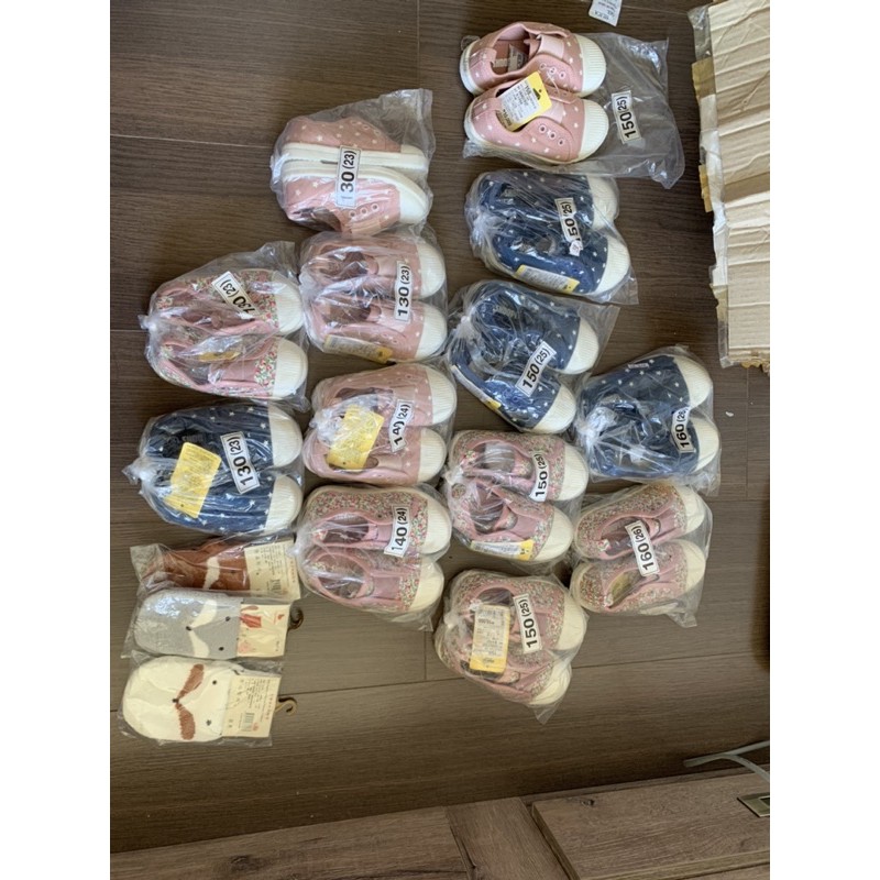 Thanh lý giày em bé Hàn Quốc