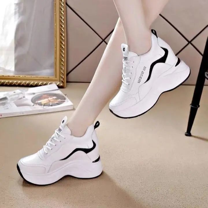có hàng sẵn Giày thể thao nữ, giày độn đế nữ, cao 8.5cm, bằng da mềm chống thấm nước, đi mưa ko bị ướt chân, dễ vệ sinh khi bẩn TTH270