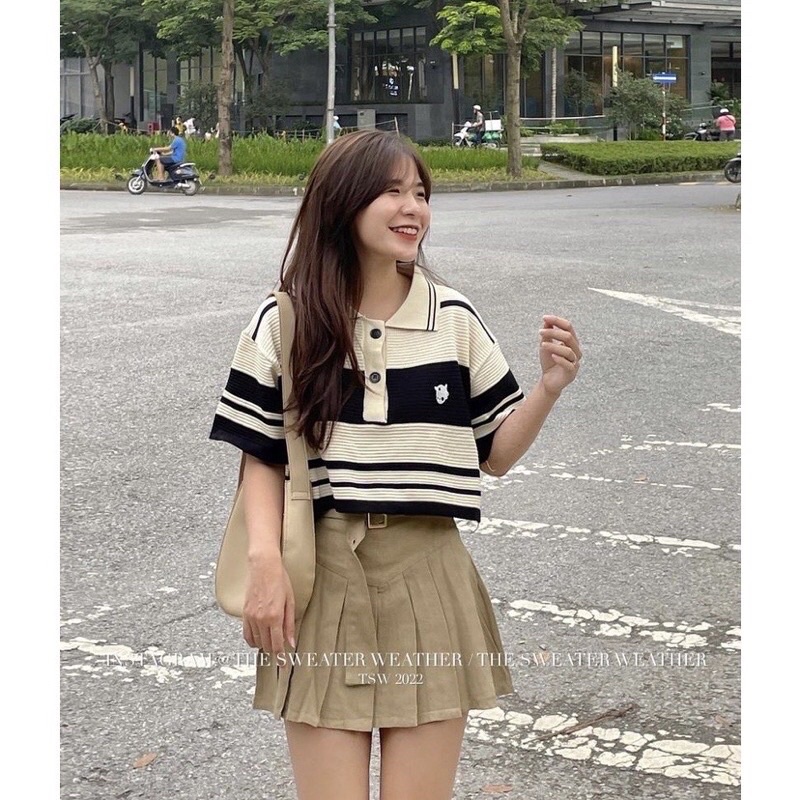 Áo croptop nữ len kẻ dệt kim dáng rộng tay ngắn polo cổ đức phong cách Hàn Quốc cá tính (TTA132)