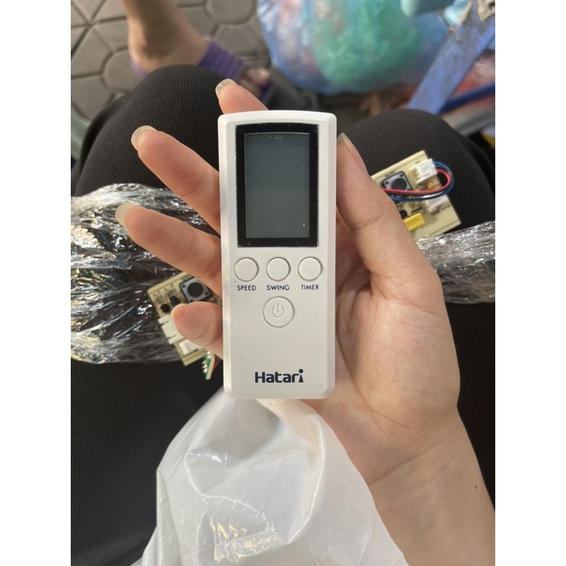 Điều khiển quạt đảo Trần hatari