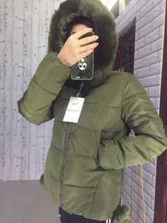ÁO PHAO QUẢ BÔNG CÓ MŨ LÔNG♥️