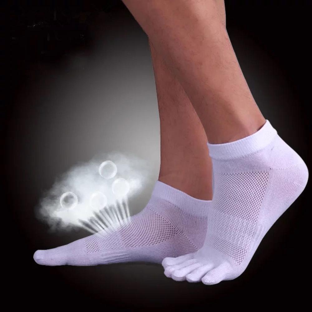 Vớ cotton xỏ ngón dạng trơn thoáng khí dành cho nam