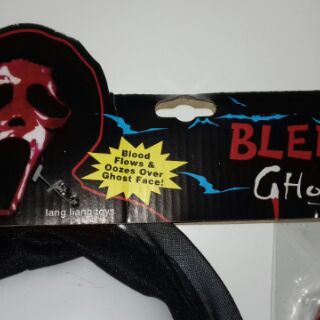 Mặt nạ halloween bơm máu