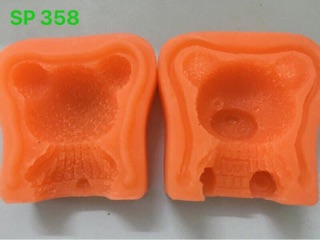 Khuôn silicon hình gấu dễ thương