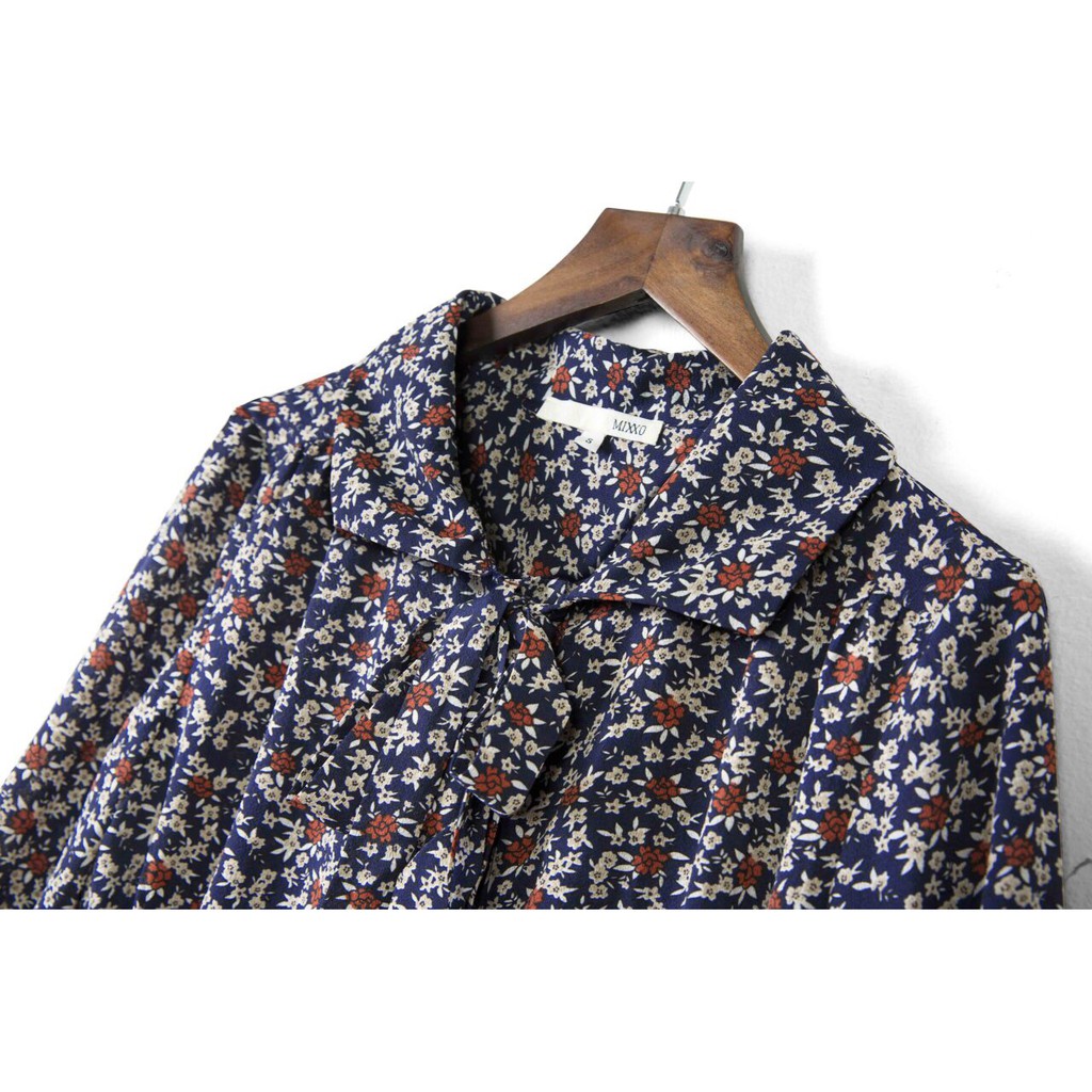Đầm hoa Mixxo tay dài cổ nơ