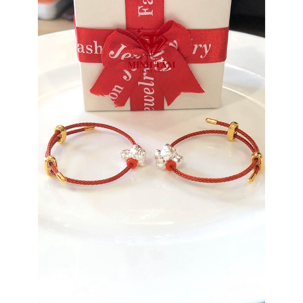 Vòng tay dây cước charm con giáp cho mẹ và bé