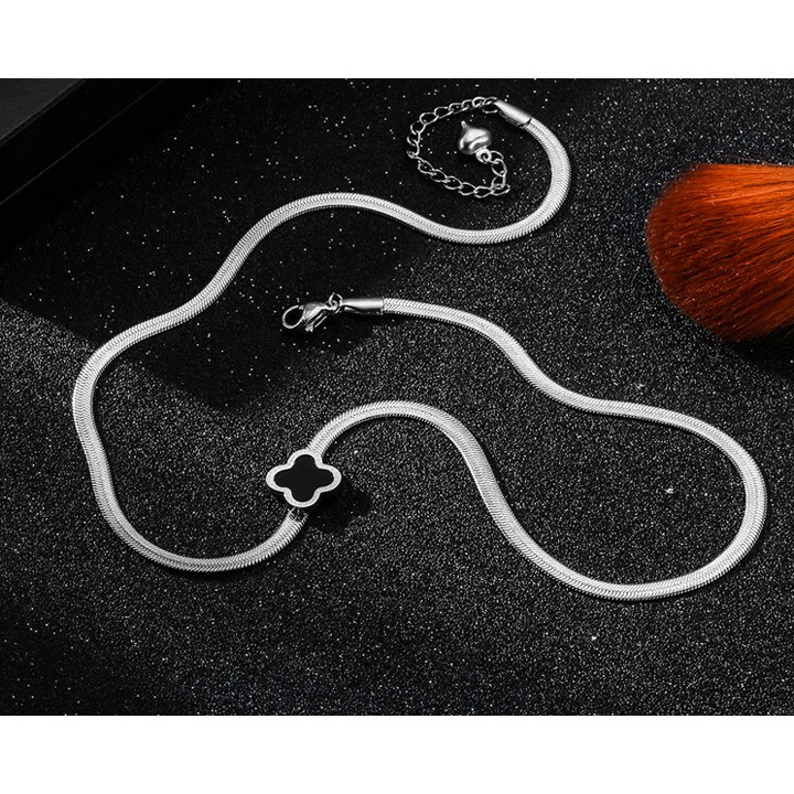 DÂY CHUYỀN TITAN MÌ DẸP MẶT HOA 4 CÁNH L V TN154 siêu đẹp, bền màu, sang trọng, đẳng cấp hợp thời trang