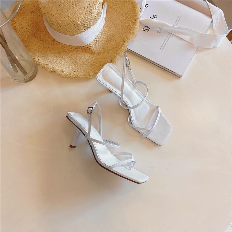 Sandal quai mảnh xỏ ngón gót nhọn 6P