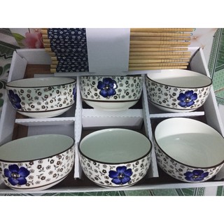 Bát ăn cơm Nhật Bản